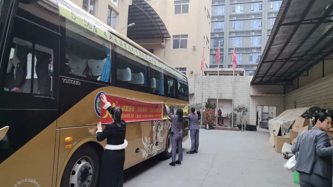 祥聚科創(chuàng)驚艷亮相!直擊第55屆中國國際家具博覽會辦公家具展現(xiàn)場